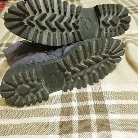 Manas gray suede lace-up combat  boots sz 8.5/9 - Picture 12 of 13